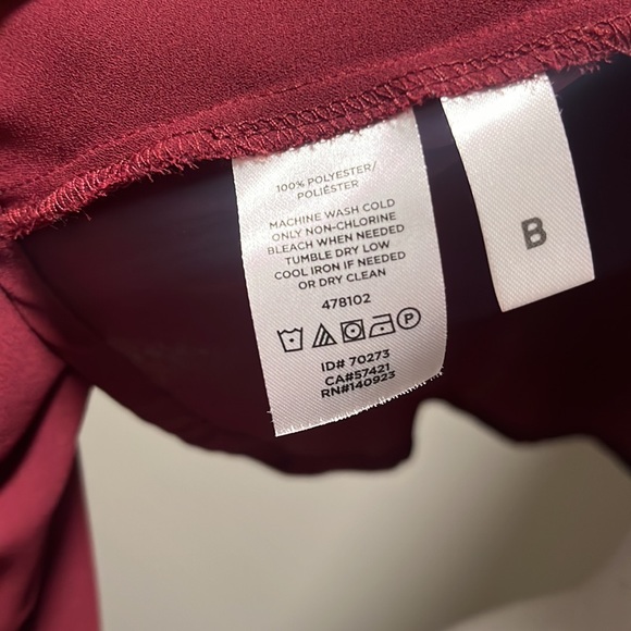 Loft Burgundy blouse - Picture 6 of 6